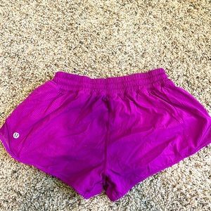 Lulu Hottie Hot shorts